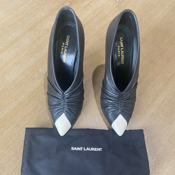 Saint Laurent | Shoes | Saint Laurentvivi 0 Leather Pumps  display picture 1